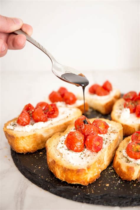 Roasted tomato bruschetta with goat cheese is topped with a layer of creamy goat cheese, juicy, roasted tomatoes, and drizzled with sweet balsamic reduction. Roasted Tomato Bruschetta with Goat Cheese | Recipe ...