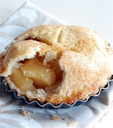Perfect Apple Pie — The Best Apple Pie Recipe Ever — Eatwell101