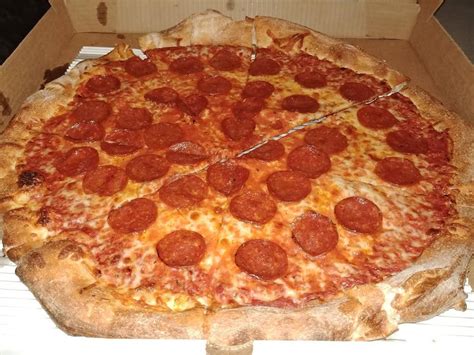 bambinos pizza and subs 1515 eleanor ave toledo oh 43612 usa