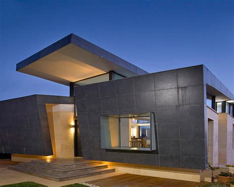 Best Exterior Feature Wall Design Ideas And Remodel Pictures Houzz