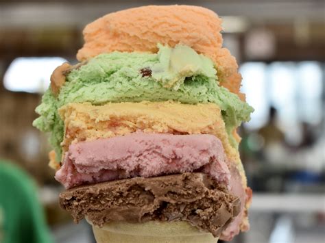 Original Rainbow Cone Chicago Il Review What To Eat