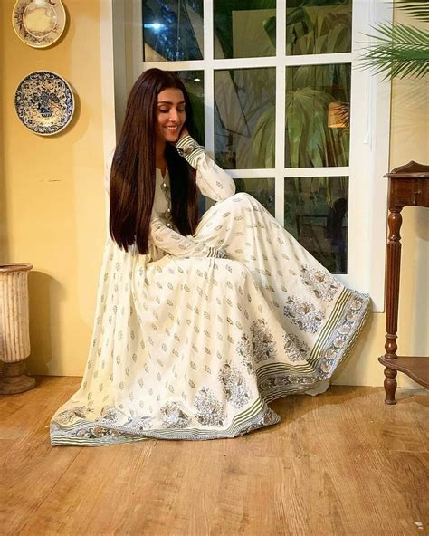 Pin By Hoorain Noor On Ayeza Khan Pakistani Dresses Casual Pakistani