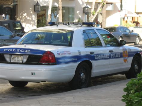 Hawaii Police No Longer Allowed To Have Sex With Prostitutes Outside
