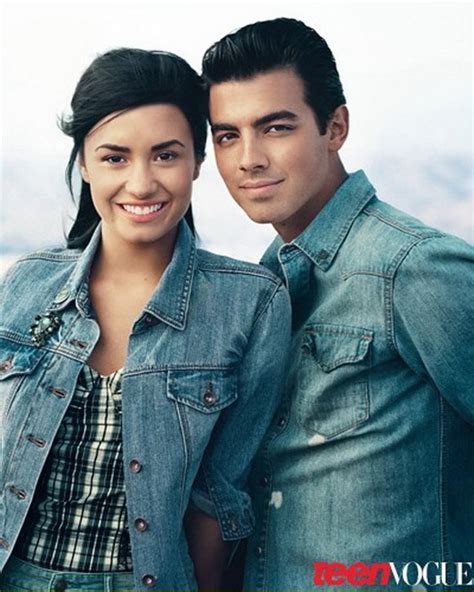 Demi Lovato And Joe Jonas Pose Together Again After Break Up Demi Lovato Photo Fanpop