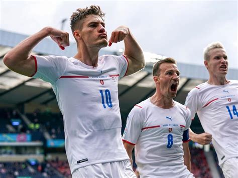 Patrik schick of czech republic celebrates after scoring their side's. EM » News » "Blutender Held" Schick lässt Tschechien träumen