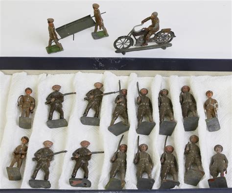 Lead Soldier Collection Of Vintage English Lead Soldier Figurines