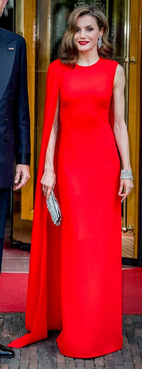 Stella Mccartney Red Cape Gown Debuted Apr 2017 Cape Dresses Cape