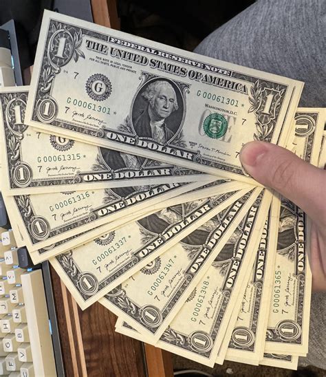 69 Consecutive $1 Star Notes : r/Bankstraphunting