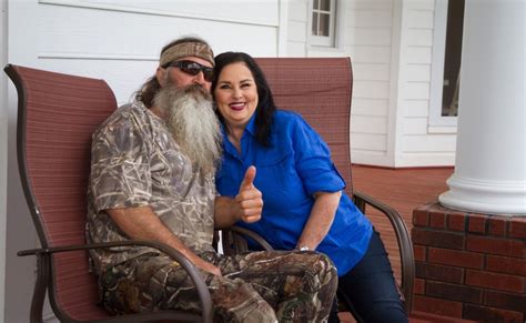 duck dynasty patriarch phil robertson reveals he cheated on wife kay and learned he has an adult