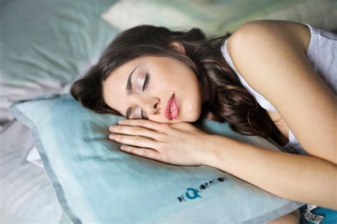 Top 6 Natural Sleep Remedies That Help Insomnia Get That Right