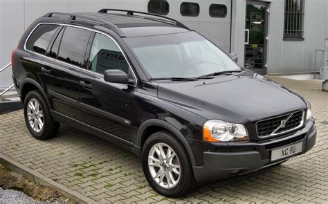 Al vertice della gamma volvo troviamo l'xc90, grosso suv appena presentato nella sua nuova versione. 2005 Volvo XC90 T6 - 4dr SUV 2.9L Twin-turbo AWD auto