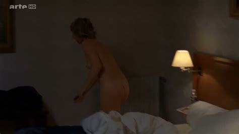 Nude Video Celebs Julie Anne Roth Nude Les Vivants Et Les Morts