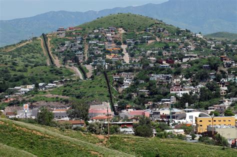 Nogales Border Crossing