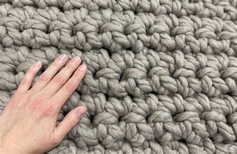 Diy Crochet Rug With Bulky Yarn Super Easy Free Pattern
