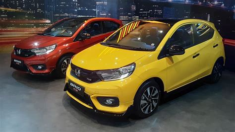 Sebelum beli, cari tahu dulu spesifikasi, konsumsi bbm, promo dan simulasi kredit bulan juli, review redaksi oto, dan bandingkan dengan rivalnya seperti agya, ayla dan lainnya! Review Spesifikasi Honda Brio RS Urbanite 2021 - Carmudi ...