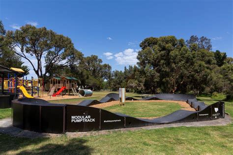 The only known cure is to holiday in a victor harbor cabin rental and get away from your world for a bit. Facilities and Amenities at Victor Harbor Holiday Park ...