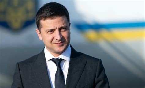 Сегодня исполняется ровно два года со дня инаугурации владимира зеленского на пост президента украины. Самый молодой президент: Владимир Зеленский празднует День ...