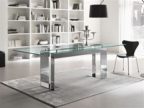 Modern & contemporary art, modern design & more. Nella Vetrina Tonelli Miles Contemporary Italian Glass Dining Table