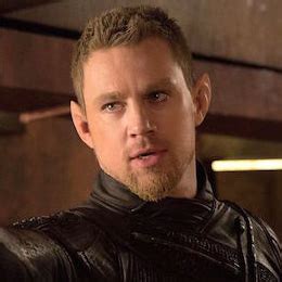 Starring channing tatum, mila kunis, sean bean, eddie redmayne, and douglas booth, the film is centered on jupiter jones (kunis), an ordinary cleaning woman, and caine wise (tatum). SciFiMovieZone.com