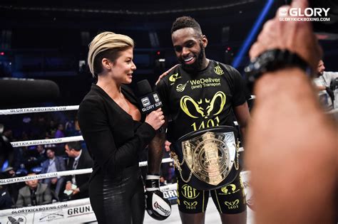 Full video of cedric doumbé vs. Murthel Groenhart: Cedric Doumbe е клоун и ще го спра в ...