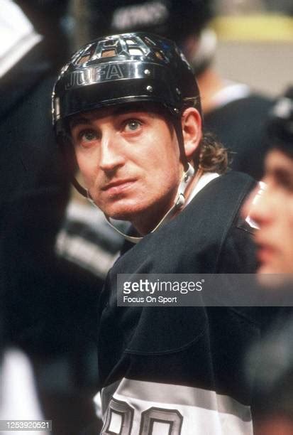 Wayne Gretzky Ice Hockey Player Photos Photos And Premium High Res