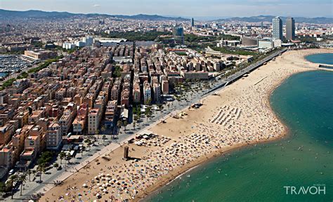 10 Barcelona Beach Pictures