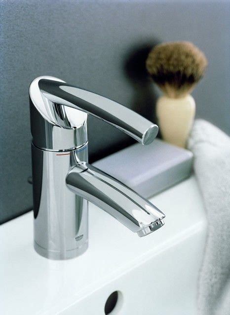 Our range of bathroom taps, showers, shower heads and kitchen mixer taps includes designs to suit all interior styles and budgets. Attraktive Grohe Bad Wasserhahn #Badezimmer (mit Bildern ...