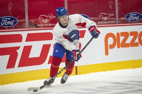 Cole caufield's first nhl goal was an important moment for him but carried more significance for the canadiens. Cole Caufield avec le Canadien lundi soir | La Presse