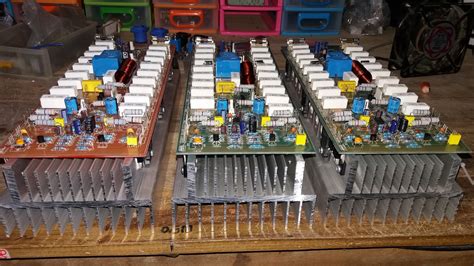 Comparta imágenes al instante con su teléfono inteligente compatible. Power Amplifier para Profesional: APEX B500 TEF dan Standar