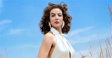 El acto tuvo lugar en el centro joven. 25 frases de María Félix para elevar tu autoestima hasta ...