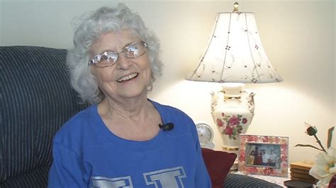 Louisville Grandma Goes Viral With Singing Facebook Video Wdrb 41