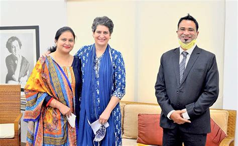 Dr Kafeel Khan Met Congress General Secretary Priyanka Gandhi With