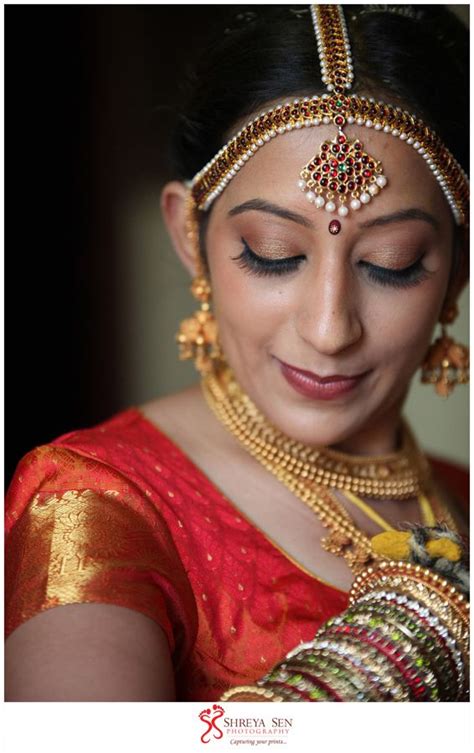 getting ready south indian weddings south indian bride asian wedding photography
