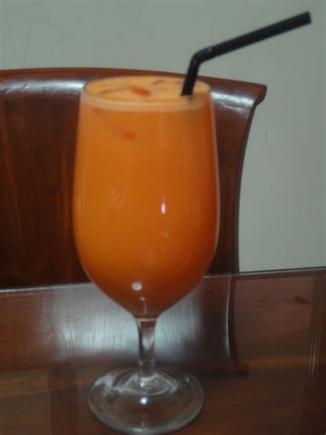 Cara ini juga sangat baik untuk anda yang memang menderita batuk karena flu atau alergi. JUICY CAFE: JUS LOBAK MERAH BERSAMA SUSU