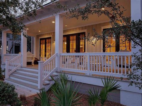 Find banister and railing installers near you. Home Decor Stores Near Me | House with porch, Front porch ...