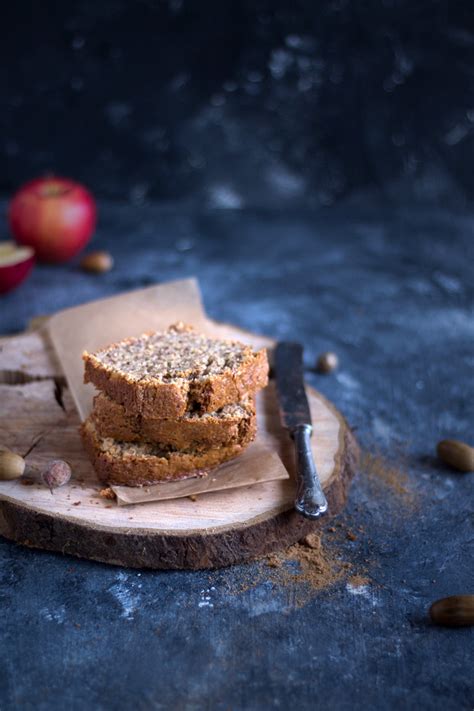 Hierfür musst du weder den teig gehen lassen oder ausrollen, noch die äpfel vorkochen. Rezept Veganer Apfel Nuss Kuchen - teigliebe