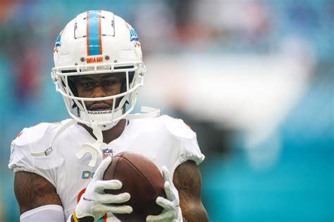 Report Devante Parker Ruled Out For Miami Dolphins Game Vs Tampa Bay