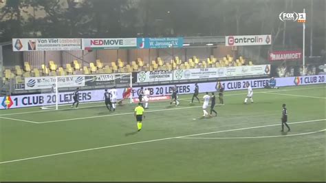 .se trata de sebastián soto, delantero de 18 años que este sábado debutó por la bundesliga jugando por el de padre chileno y madre mexicana, soto dio sus primeros pasos en la zions bank real. Sebastian Soto brace vs FC Den Bosch : ussoccer