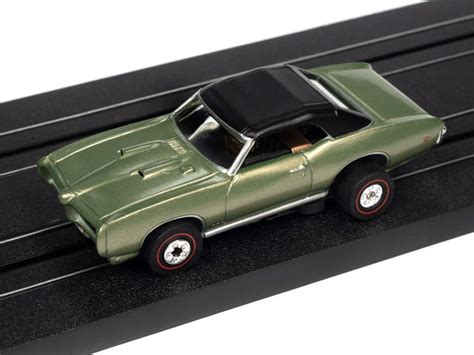 Auto World 1969 Pontiac Gto Convertible Green Thunderjet Ho Slot Car