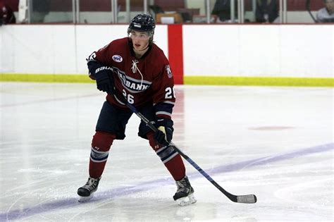 Dänemark gestaltet das spiel nun auf augenhöhe und entwickelt in der offensive sogar etwas mehr zug. Metalligaen - HJEM TIL DANMARK: Oliver Kjær skifter til ...