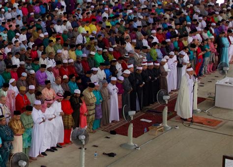 Solat sunat aidilfitri merupakan sunat muakkad. Cara Solat Sunat Aildilfitri Secara Berjemaah Atau ...