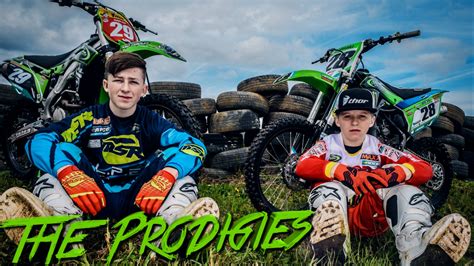 You dont fog a 4 stroke. ULTIMATE 2 STROKE vs 4 STROKE BATTLE - www.toofastfilms ...