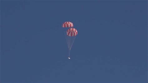 Orion Passes Parachute Failure Test Video Youtube