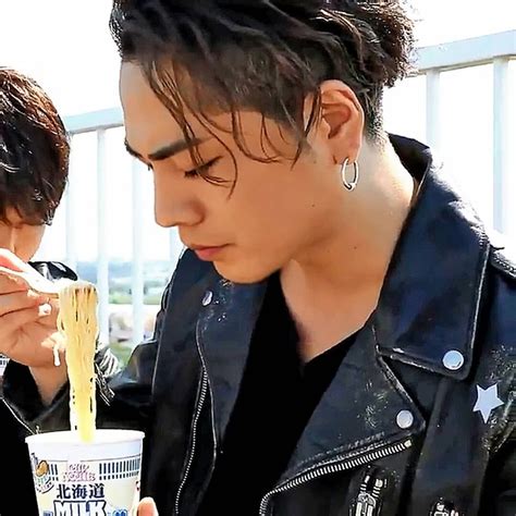 Последние твиты от 登坂 広臣.bot (@hiroomi_jsb_bot). okimoさんはInstagramを利用しています:「#登坂広臣#OMI カップ ...