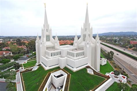 You Dont See This Viewshot Of The San Diego Temple I Love How The