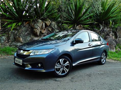 Estamos falando do honda city 2015, sedã que chega à sua segunda geração no brasil tr. RACIONAUTO: HONDA CITY EXL CVT 2015 - AVALIAÇÃO