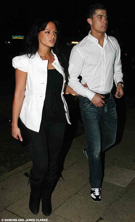 Add interesting content and earn coins. Football Stars: Cristiano Ronaldo Girlfriend Images 2011
