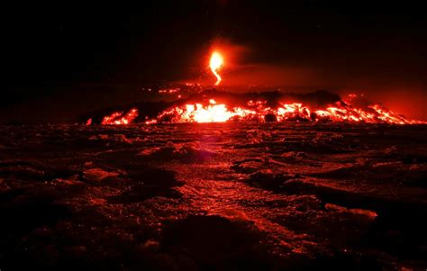 Η ηφαιστειακή δραστηριότητα στην αίτνα ξεκίνησε περίπου πριν 500.000 χρόνια, με το ηφαίστειο να εντάσσεται τον ιούνιο του 2013 στα μνημεία παγκόσμιας. Fotos: El Etna, el volcán más grande de Europa, entra en ...