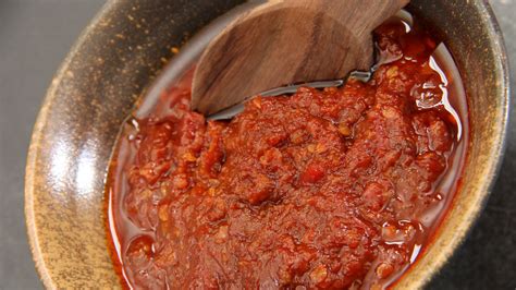 Sambal Oelek Chili Paste What Is It And How Do You Make It