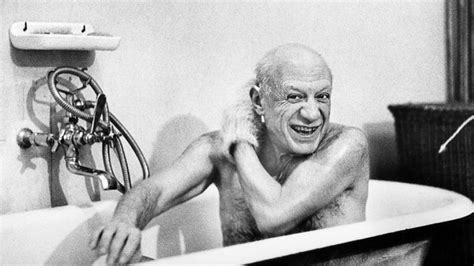 Mit pflegegrad erhalten sie bis zu 4.000. Fotografie: Picasso privat - Das Genie in der Badewanne - WELT